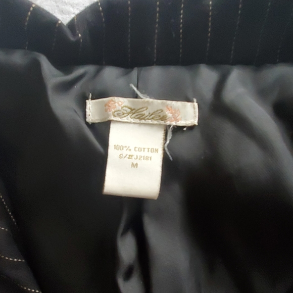 Crop Blazer - Picture 6 of 6